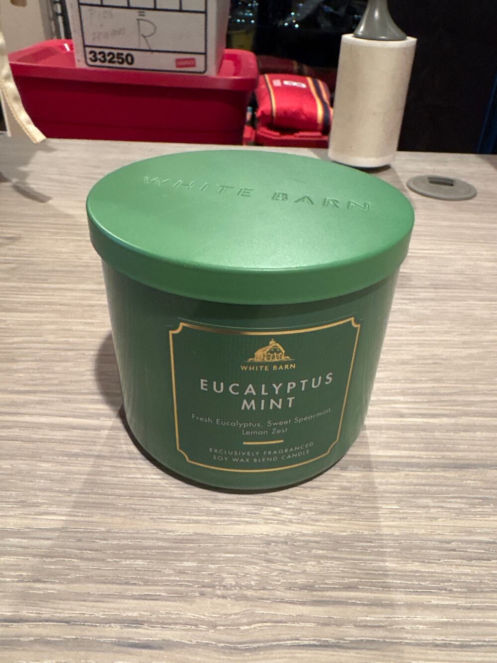 White Barn Eucalyptus Mint 3-wick candle NEW